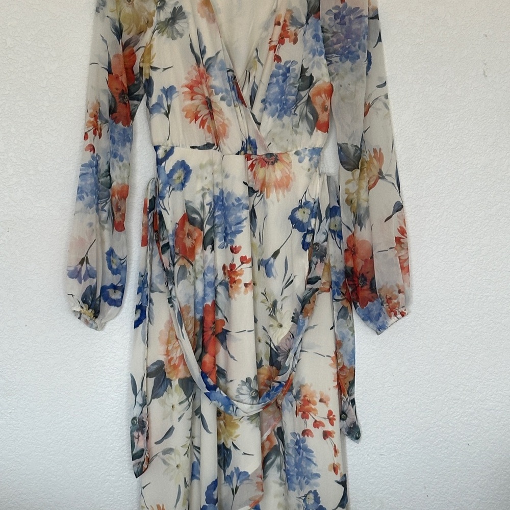 Floral V-Neck Long Sleeve Dress